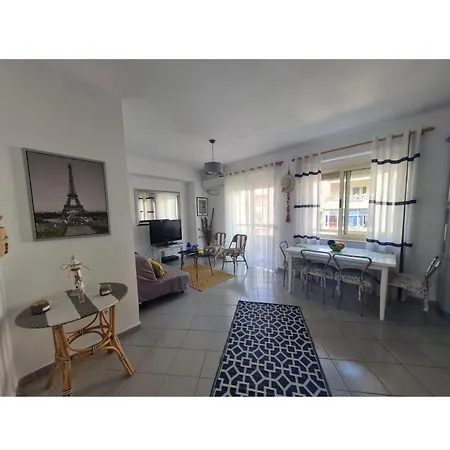 Anna Apartment