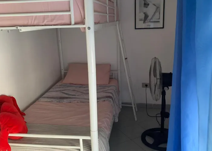 Cozy Anna ,near The Sea, Location ,rruga Pavaresia Apartament *